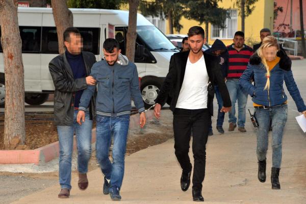 Sosyal medyada tanıştıkları kıza tecavüz iddiası