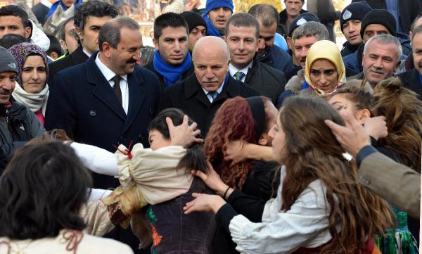 Erzurum'da 3 gün 3 gece sürecek kış festivali başladı