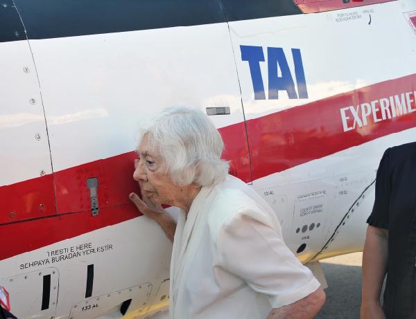Kurtuluş Savaşı'nın efsane pilotlarından Vecihi Hürkuş'un kızı Gönül Hürkuş vefat etti
