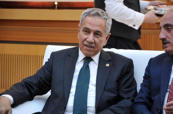 Bülent Arınç: Ak Parti aleyhinde konuşmayacağım
