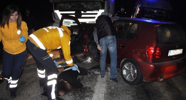 Otomobille TIR çarpıştı: 2 yaralı