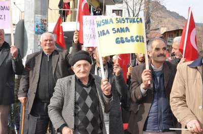 Sular altında kalacak Yusufeli’nde tepki mitingi