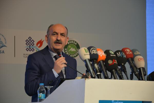 Müezzinoğlu: Kocayayla'ya tesis yapalım sporcularımız yurt dışında antreman yapmasın