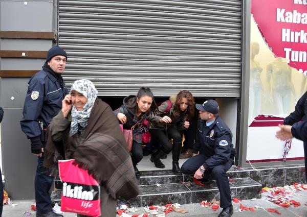 Konya'da 1 liralık ürün izdihamı