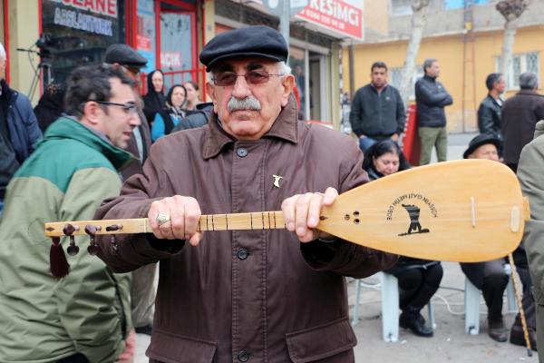 CHP'li vekillerden 'Maraş Olayları'nı anmaya yasağa tepki