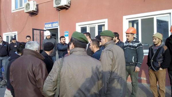 Soma'da eylemci 11 madenci gözaltına alındı