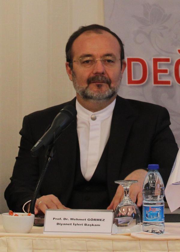 Görmez: Mina'da 2 bine yakın kardeşimizi ezerek öldürdük