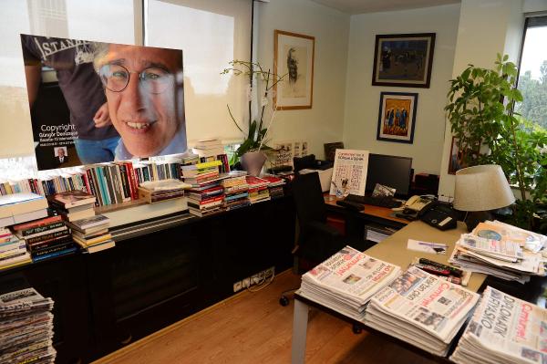 Yunanistan eski Başbakanı Papandreu’dan Cumhuriyet Gazetesi’ne ziyaret