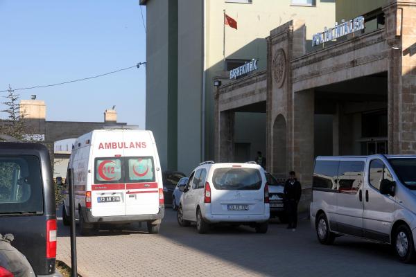 İdil'de mutfak tüpü patladı: 3 kişi öldü (2)