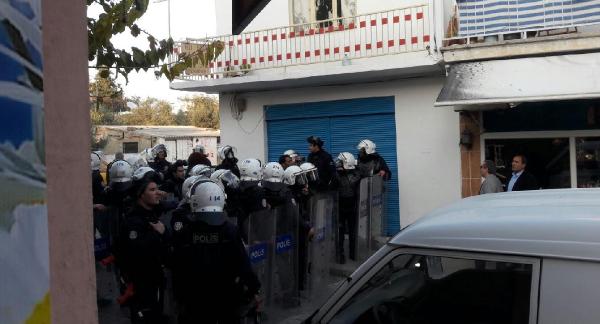 Sokağa çıkma yasağı eylemine biber gazı ve TOMA'lı müdahale