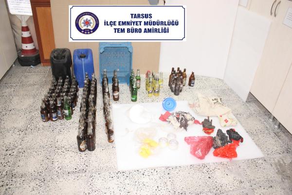 Göstericilerin attığı molotof kokteyli TIR'a isabet etti