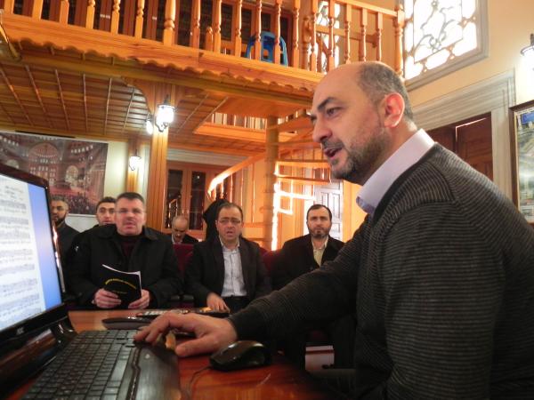 Din adamlarının 'musiki meşki'