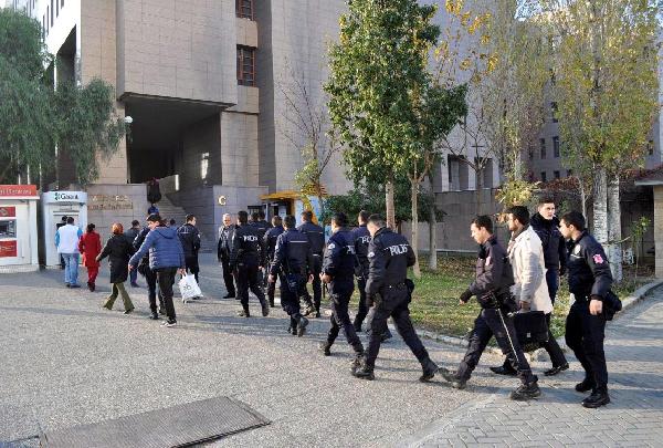 'Paralel yapı' operasyonu şüphelileri adliyeye sevk edildi