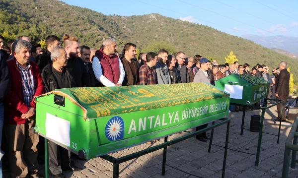 Selfie çekerken ölen 2 genç, yanyana toprağa verilecek (2)