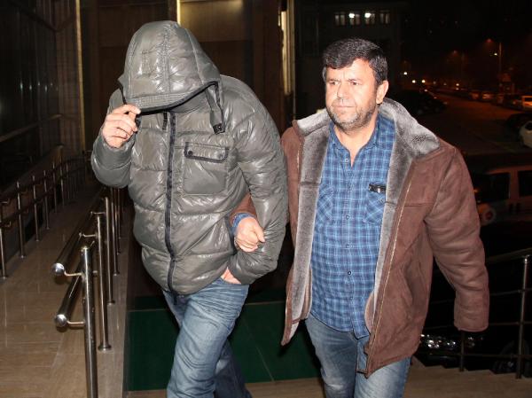 Gemi ile gelen TIR'da fil, mors, balina dişi ve kehribar ele geçirildi