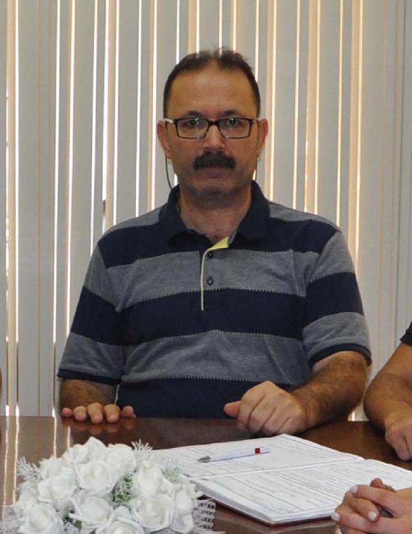 Tarım arazilerine moloz dökülüyor