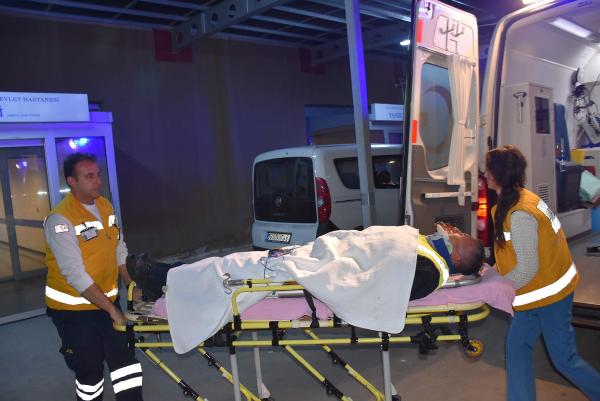 Polis memuruna çarparak kaçtı