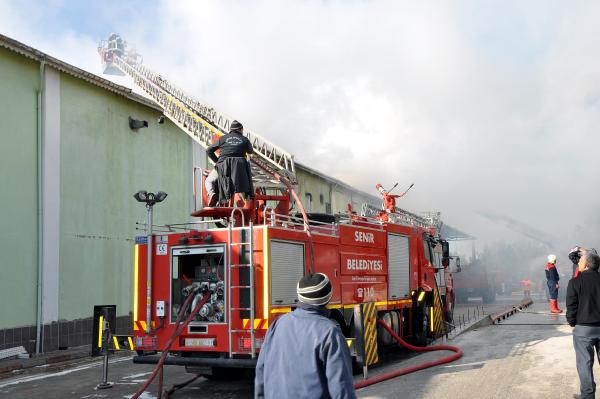 Isparta OSB'de fabrika yangını (2)