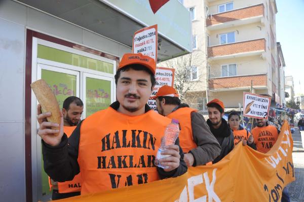 Ekmek ve ulaşım zammını protesto için yürüdüler