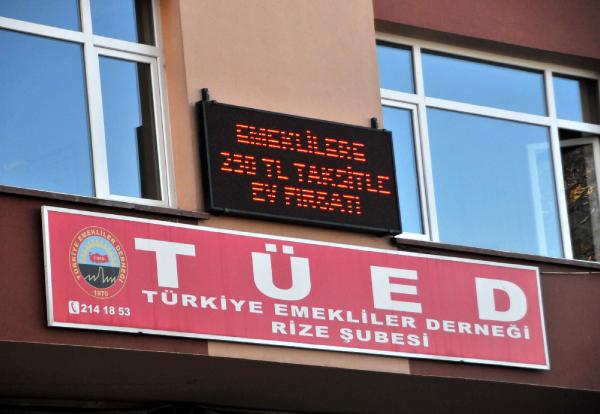 Hükümetin ev vaadi Emekliler Derneği'ne yaradı