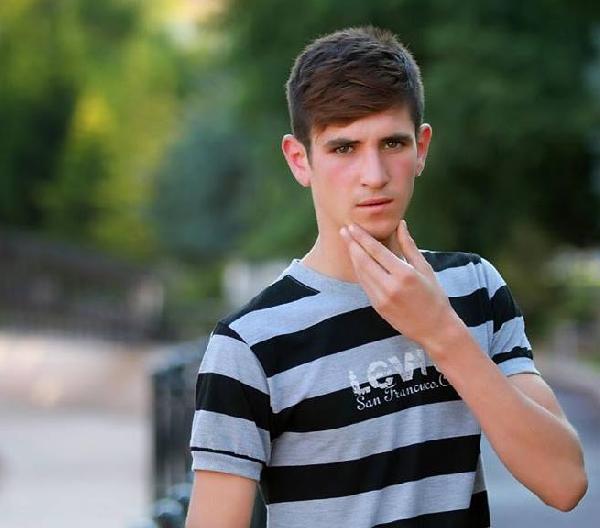İnşaatta çalışırken üzerine demir düşen genç öldü