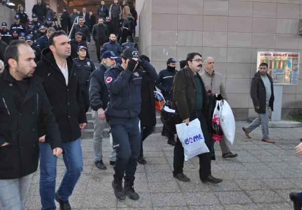 İzmir'deki 'Paralel yapı' operasyonunda 10 tutuklama (2) - yeniden