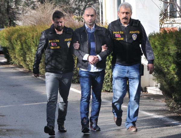 3 kişinin cinayet sanığına 3 kez ömür boyu hapis cezası