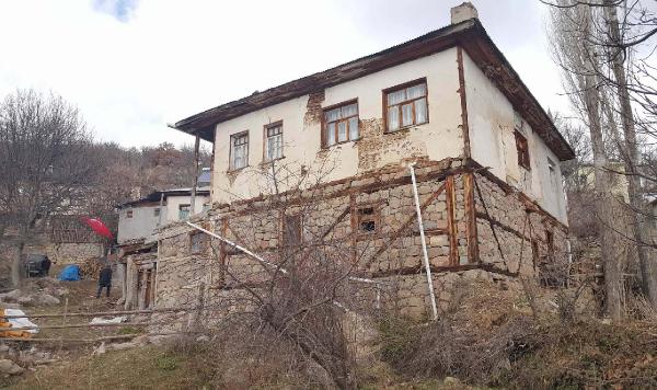 GATA'da tedavi gören astsubay şehit oldu