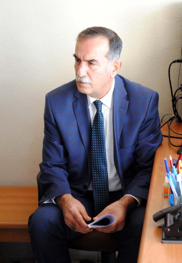 Eceabat'ın MHP'li belediye başkanı partisinden istifa etti