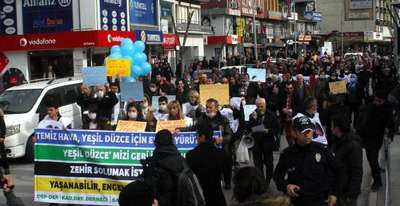 Düzce'de hava kirliliği protesto edildi