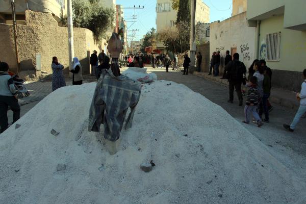 Nusaybin'de sokağa çıkma yasağı kaldırıldı (2)