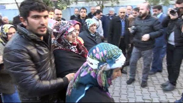 Havalimanında ölen kadın toprağa verildi