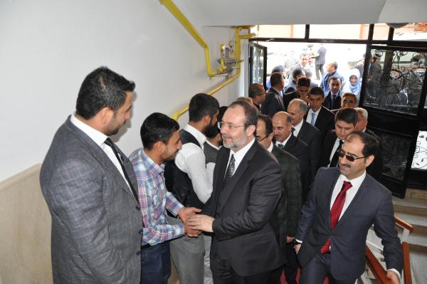 Diyanet İşleri Başkanı Görmez, Gaziantep'te cami açılışlarına katıldı (2)