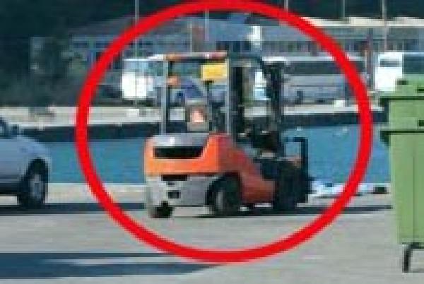 Umut yolculuğunda forklift çarpan Afgan kızı öldü