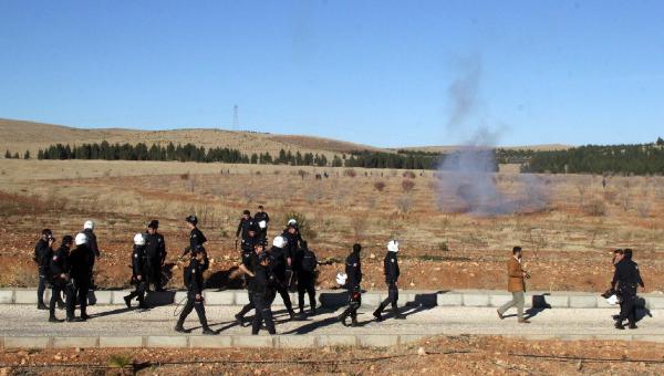 Harran Üniversitesi'nde çıkan olaya polis müdahale etti (2)