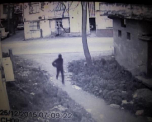 Patlayıcının birini patlatıp diğerini çöpe tuzakladılar (3)
