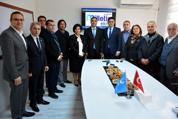 CHP'li meclis üyesi partisinden istifa etti