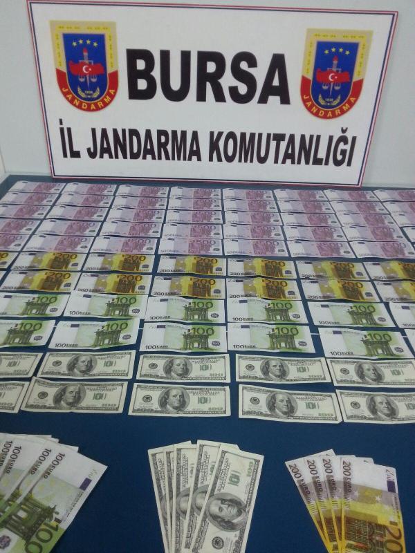 Mustafakemalpaşa’da sahte döviz operasyonu