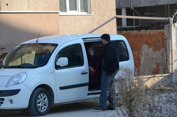 AK Partili eski vekilin boşandığı eşinin aracına silahlı saldırı