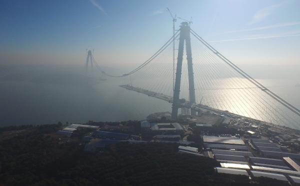 3.Boğaz köprüsüde birleşmeye 391 metre kaldı