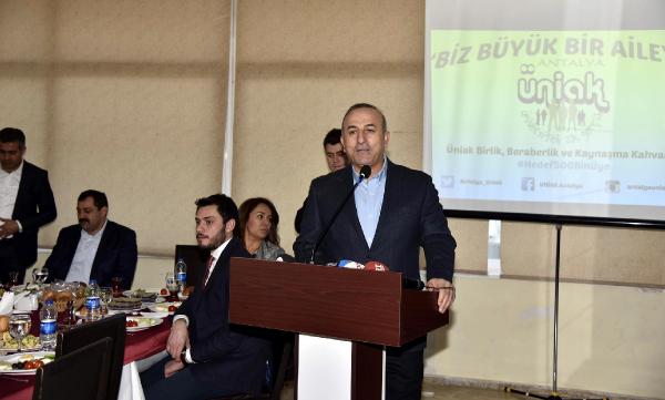 Bakan Çavuşoğlu: Ülkeler arasında yaşanan krizin halklara yansımaması lazım