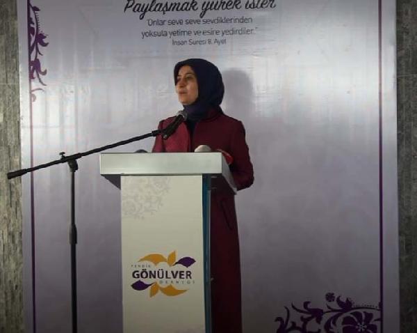 Sare Davutoğlu" Paylaşmak Yürek İster" programına katıldı