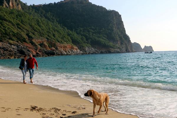 Alanya'da aralık ayında deniz keyfi