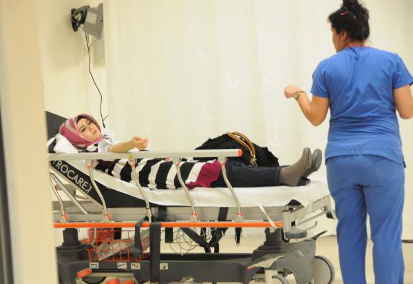 Sivas'ta gıda zehirlenmesi şüphesiyle 28 kişi hastaneye başvurdu