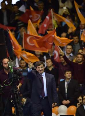 Davutoğlu: İzmir'e, Başbakanlık Ofisi açacağım (2)