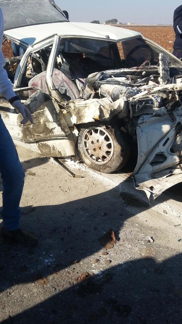 Akçakale'de zincirleme kaza: 2 ölü, 7 yaralı
