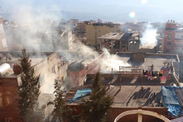 Şırnak'ta, HDP ve DBP'nin yürüyüşüne polis müdahalesi