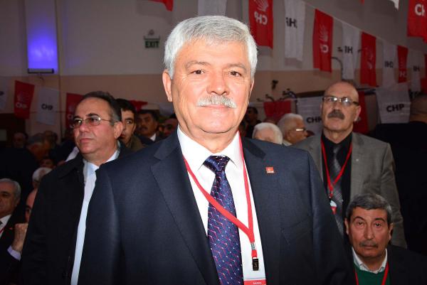 CHP'li Ağbaba'dan Erdoğan'a eleştiri: Kimin kiminle kaç dakika öpüşeceğine bile o karar veriyor (2)