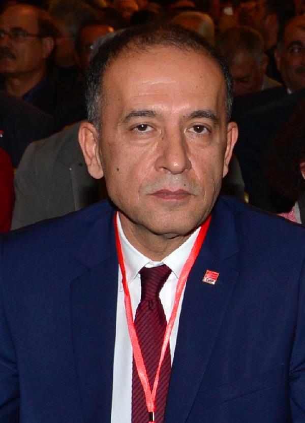 CHP Adana İl Kongresi'nde 'Liste' kavgası (2)
