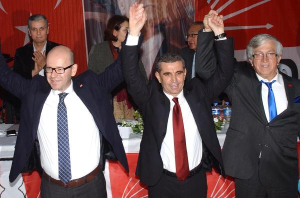 Balıkesir CHP'de zafer Ender Biçki'nin